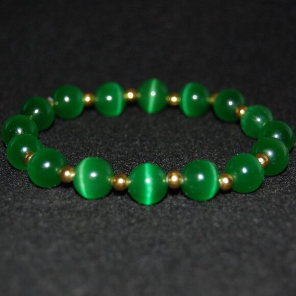 Green Cat Eye Bracelet,Green Bracelet,10mm Green Cat Beaded Bracelet,Special,Lov - Picture 3 of 4